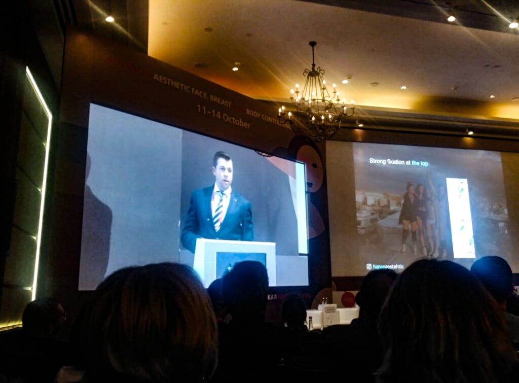 1A- Okt 2018 – ADVANCED AESTHETIC BREAST AND BODY CONTOURING. 2018